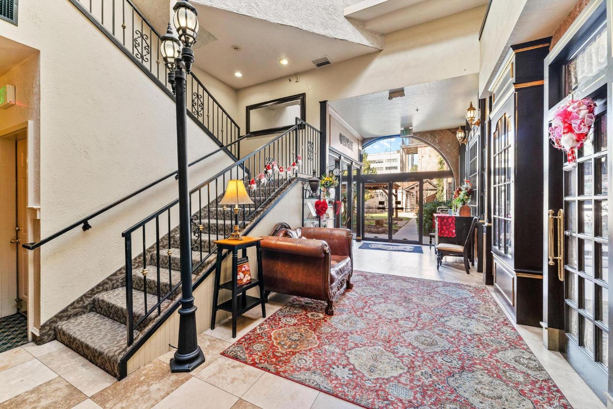 Hotel The Anniversary - Fifth South
